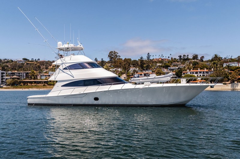 Viking 80 Skybridge Party of Five