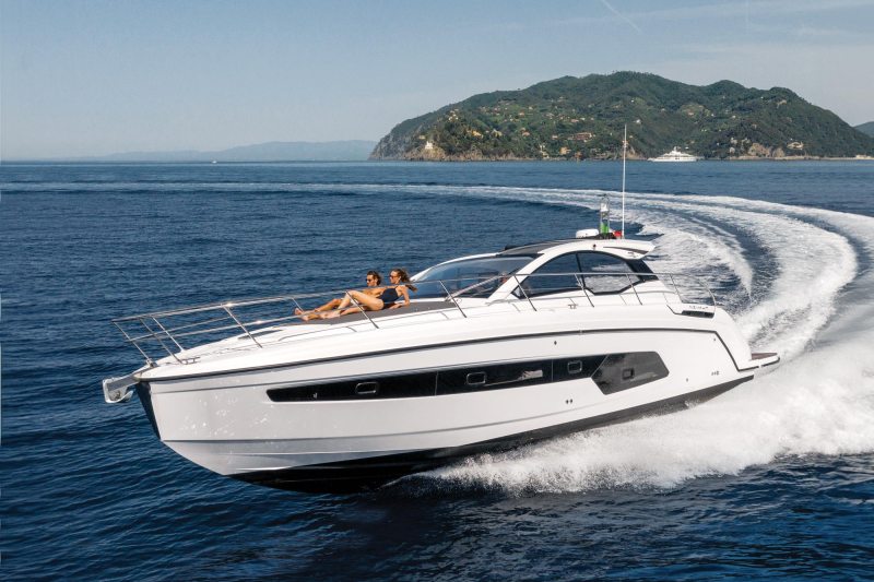 YTG0324_Brokerage_01_edit Azimut Atlantis 45