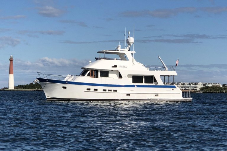 Outer-Reef-610-Silver-Skye-1 Outer Reef 610 Silver Skye