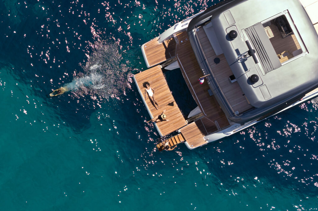 Prestige Yachts M7