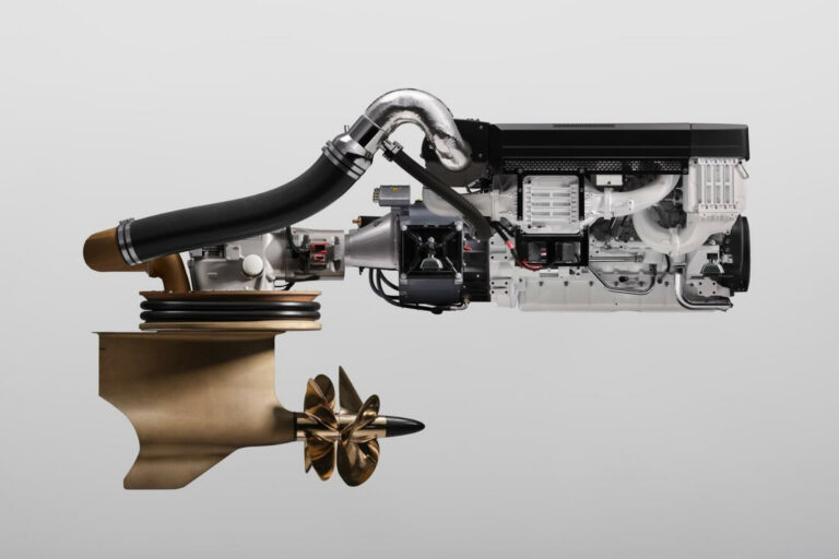 Volvo Penta D13 IPS Hybrid