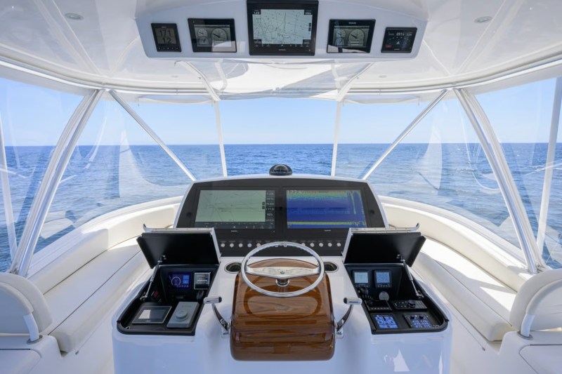 Viking 54 Convertible Dog House