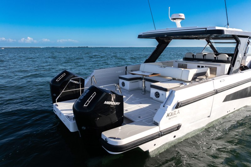 Aquila 45 Sport