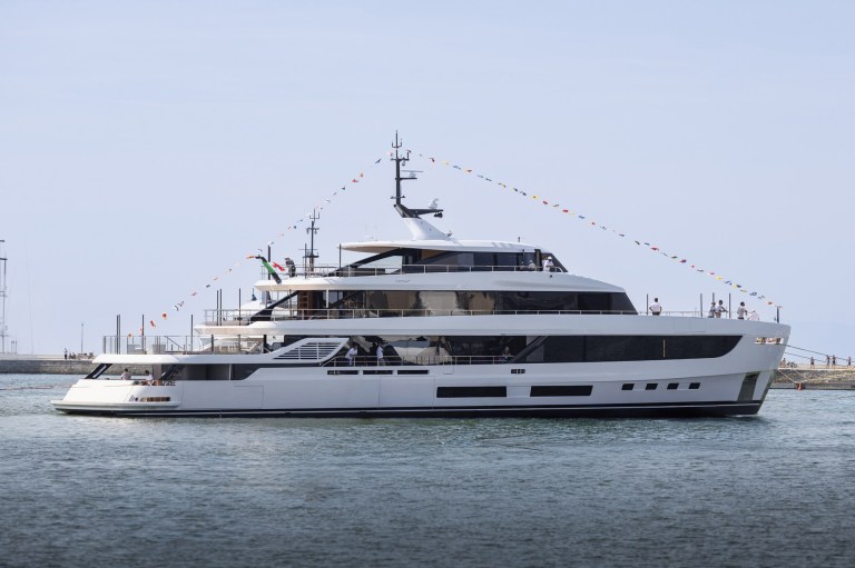 Azimut-Grande-44M-1 Azimut Grande 44M