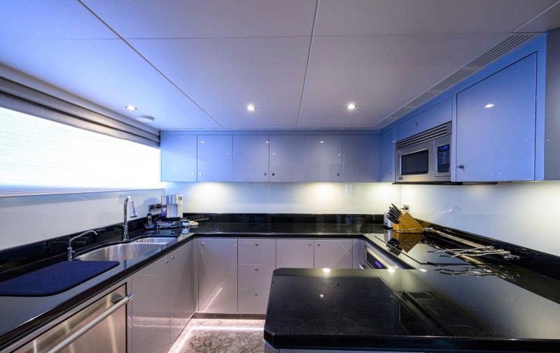 Ocean Alexander 100 Zephyr