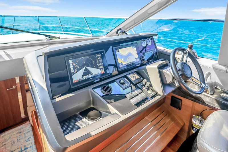 Princess V58 Happy Hour