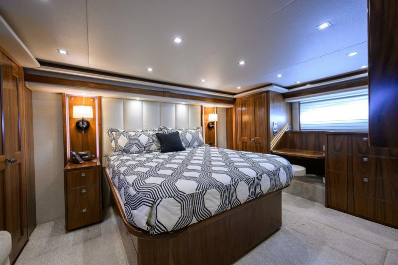 Viking 80 Convertible Lamplighter