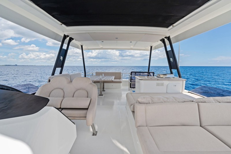 Fountaine Pajot MY6 Freedom