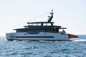 GX Superyachts GX42