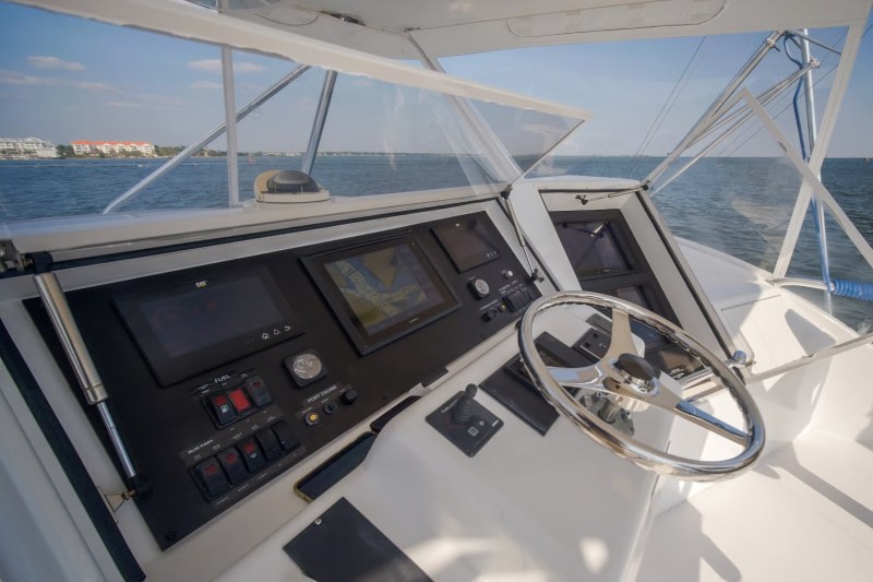 Hatteras 60 Convertible Reel Hook Up