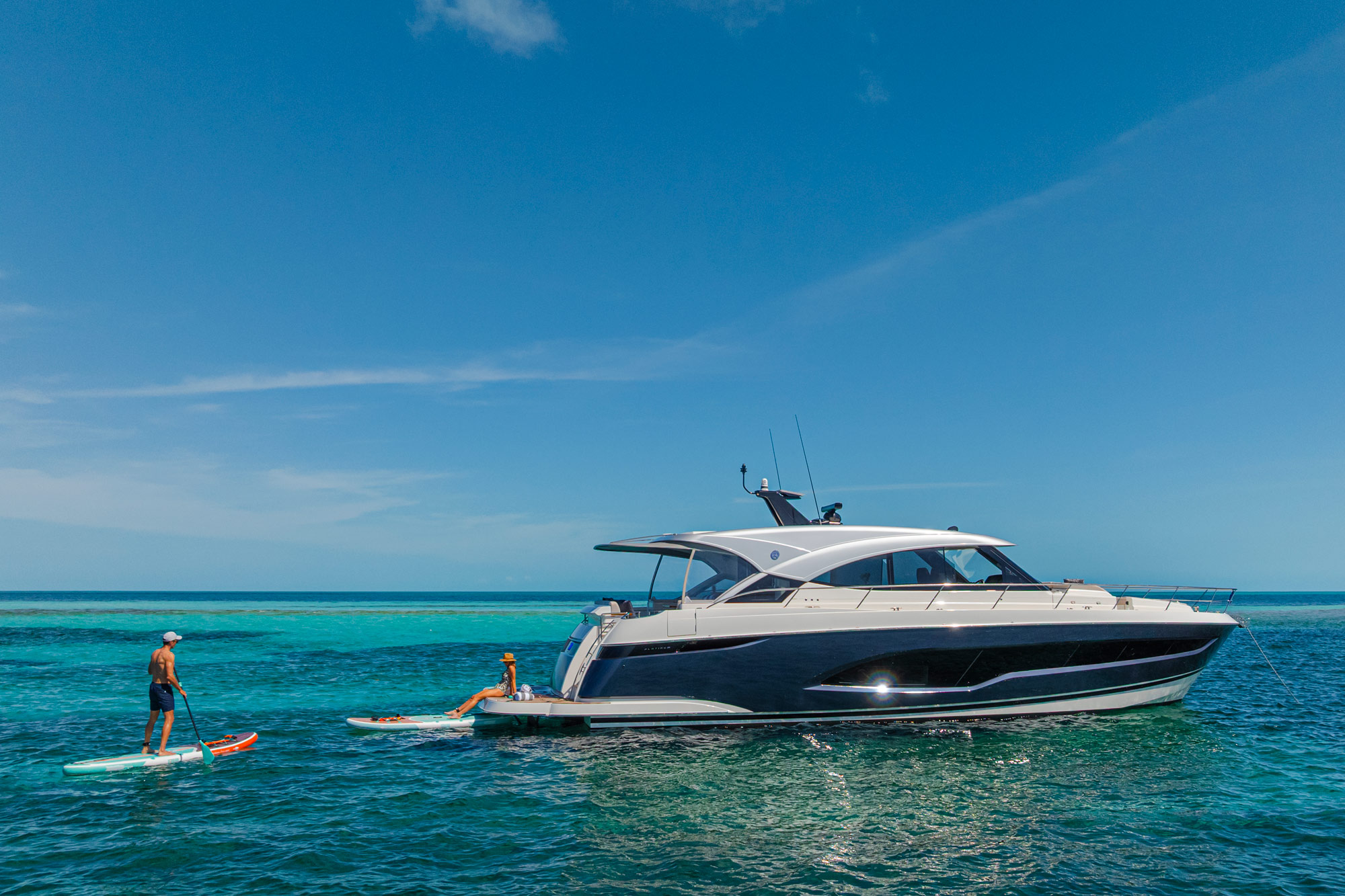 Riviera 5600 Sport Yacht Platinum Edition