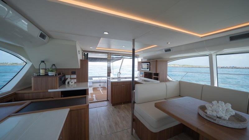 Aquila 44 Hey Beautiful