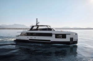Azimut Magellano 27M