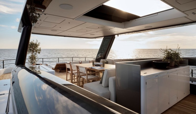Azimut Magellano 27M