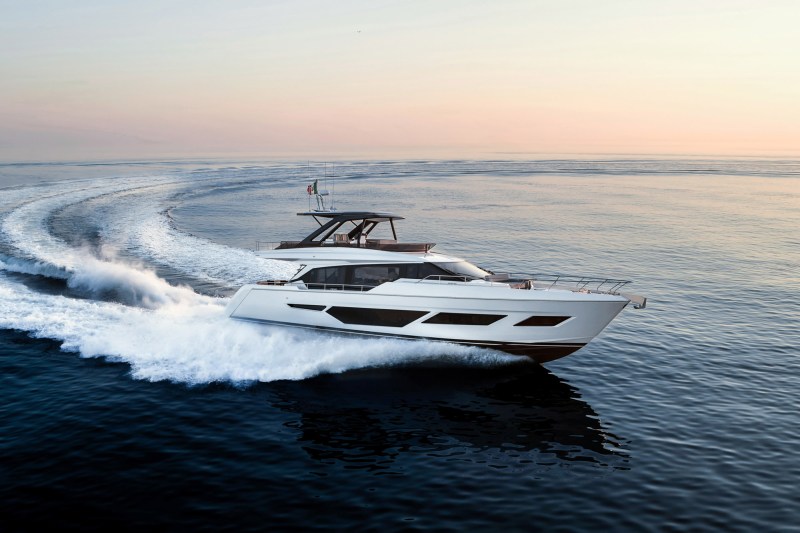 Ferretti 720