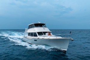 Grand-Banks-GB65-Skylounge-1 Grand Banks GB65 Skylounge