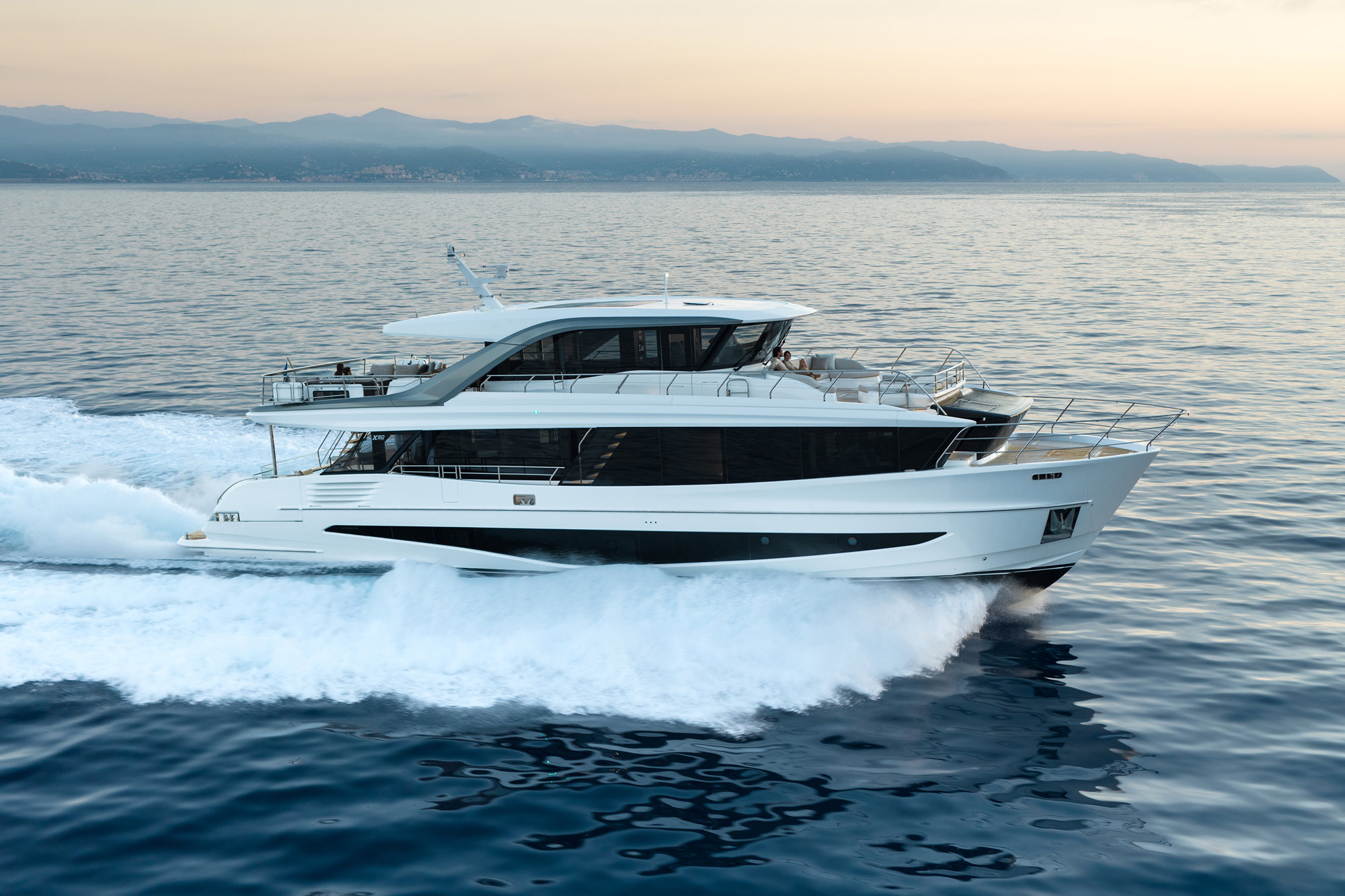Princess X90 Expands the Super Flybridge Concept