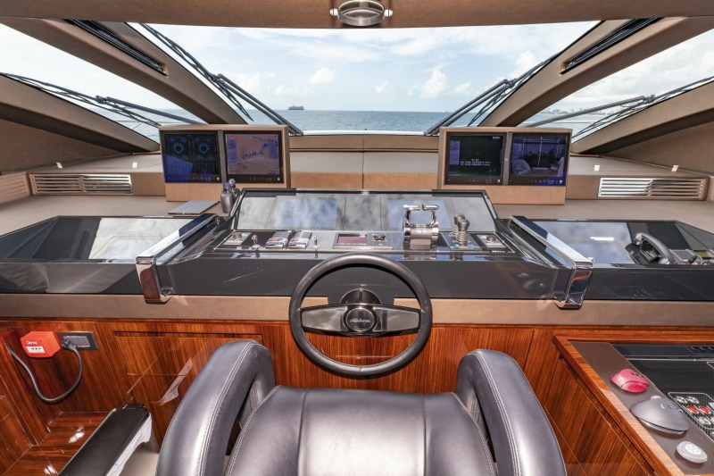 Riva 110 No Surrender