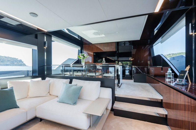For Sale: Riva 82 Diva