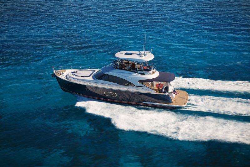 Riviera Belize 55 Daybridge