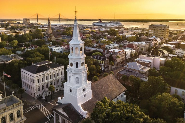 00_AdobeStock_170377683 Charleston