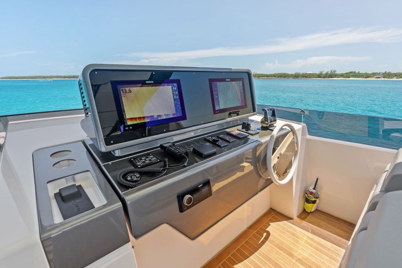 Ferretti Yachts 860 5 Palms